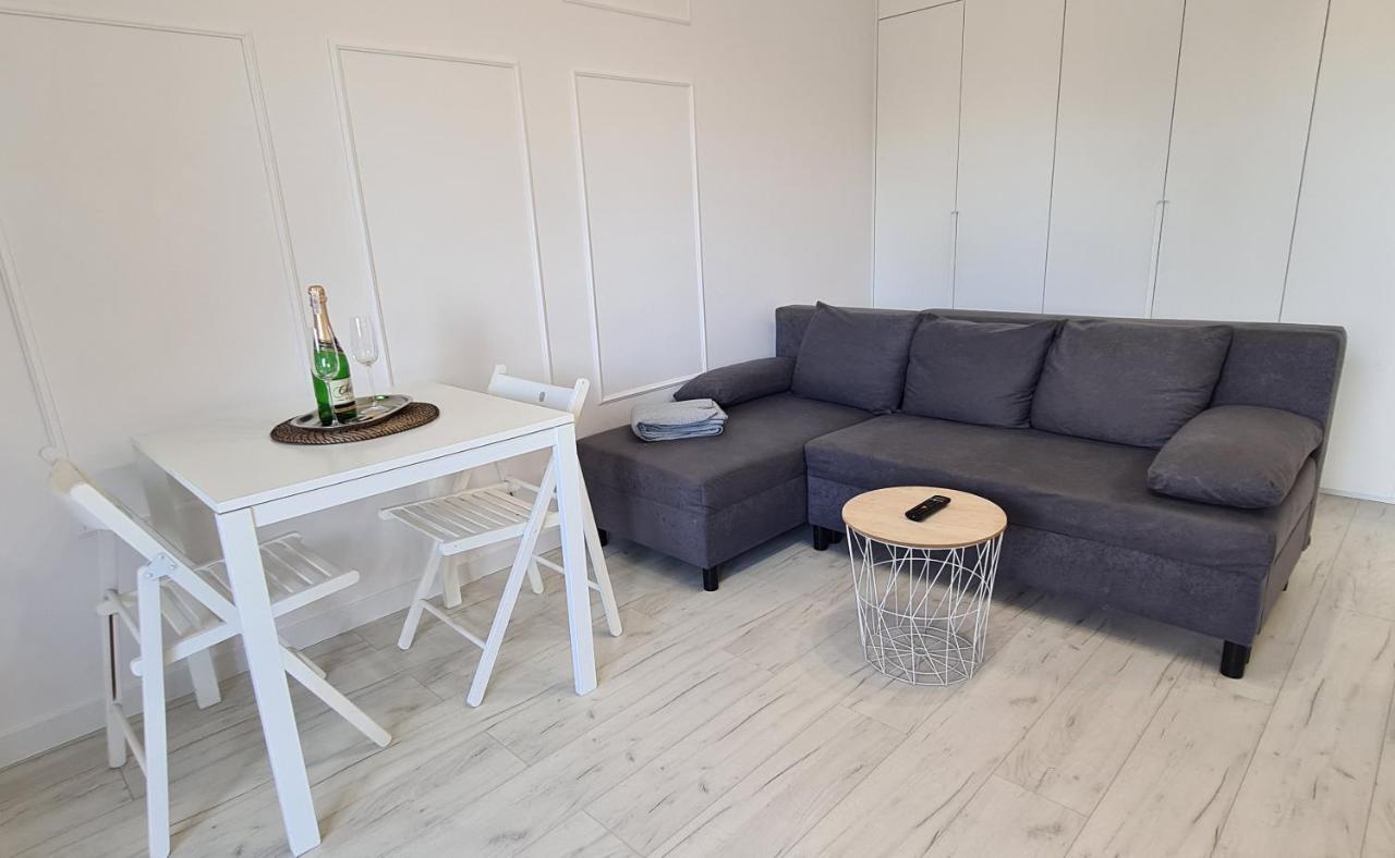 44 - Apartamenty Siedlce - Nowy Apartament W Centrum Przy Ul Czerwonego Krzyza ภายนอก รูปภาพ