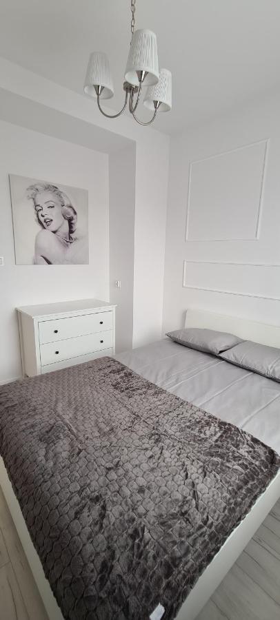 44 - Apartamenty Siedlce - Nowy Apartament W Centrum Przy Ul Czerwonego Krzyza ภายนอก รูปภาพ